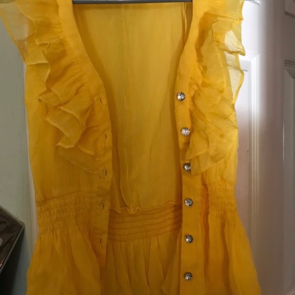 NWOT Yellow sleeveless ruffle blouse - Picture 5 of 6